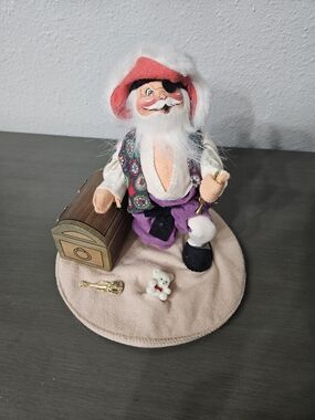 Annalee Vintage Red-Hat Pirate Plush with Purple Outfit and Treasure Chest 1998